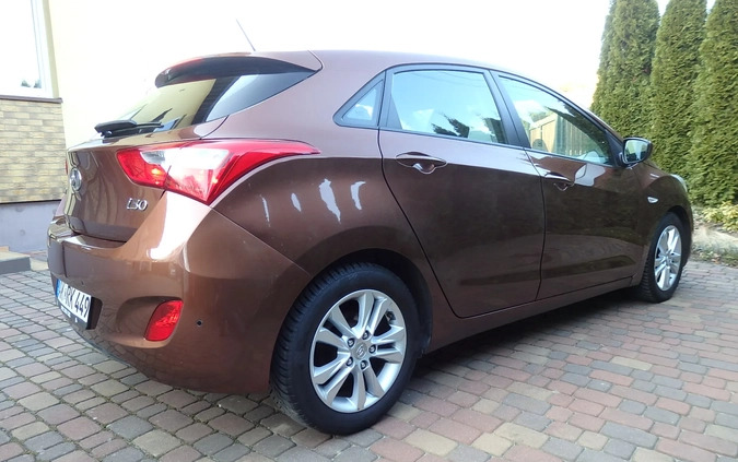 Hyundai I30 cena 32990 przebieg: 163000, rok produkcji 2014 z Dukla małe 667